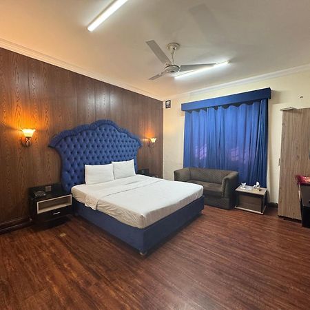 Hotel Orbit Residency F-7 Islamabad Exterior foto